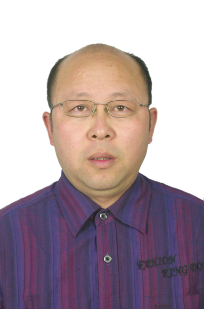 张勇智护照照.jpg