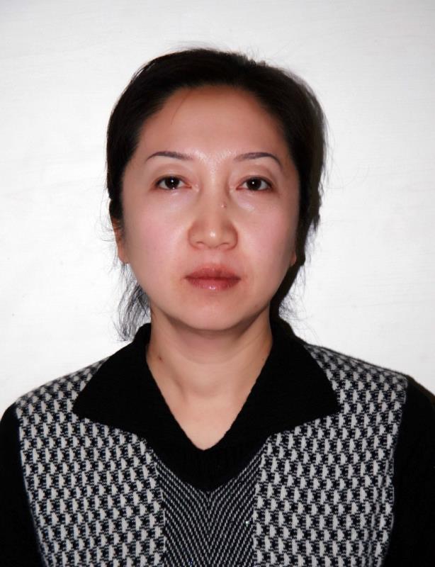 李玲.jpg