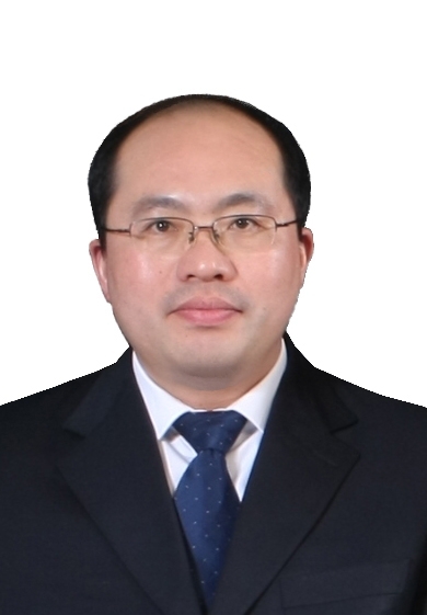 黄常波照片.jpg