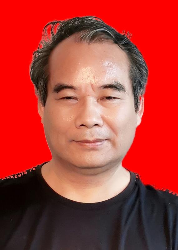 免冠照.jpg